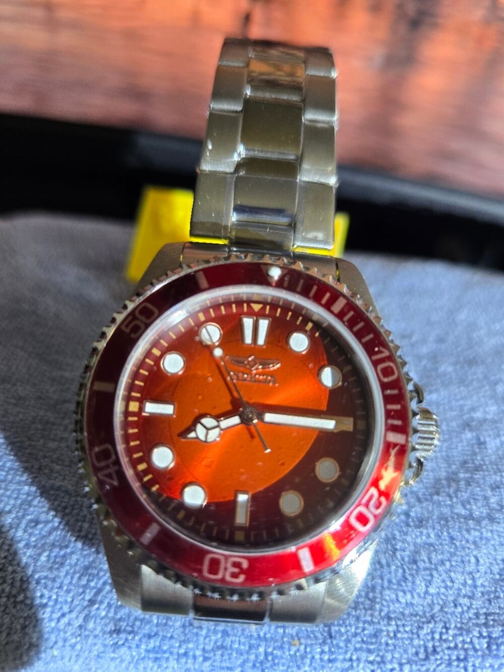 Invicta Pro Diver Kromatyk Men's Watch - (#98)